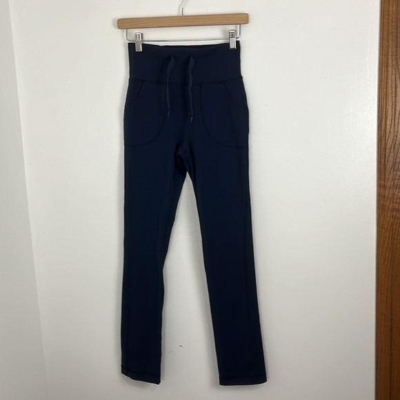 Lululemon Skinny Will Pant in Navy - Picture 3 of 11